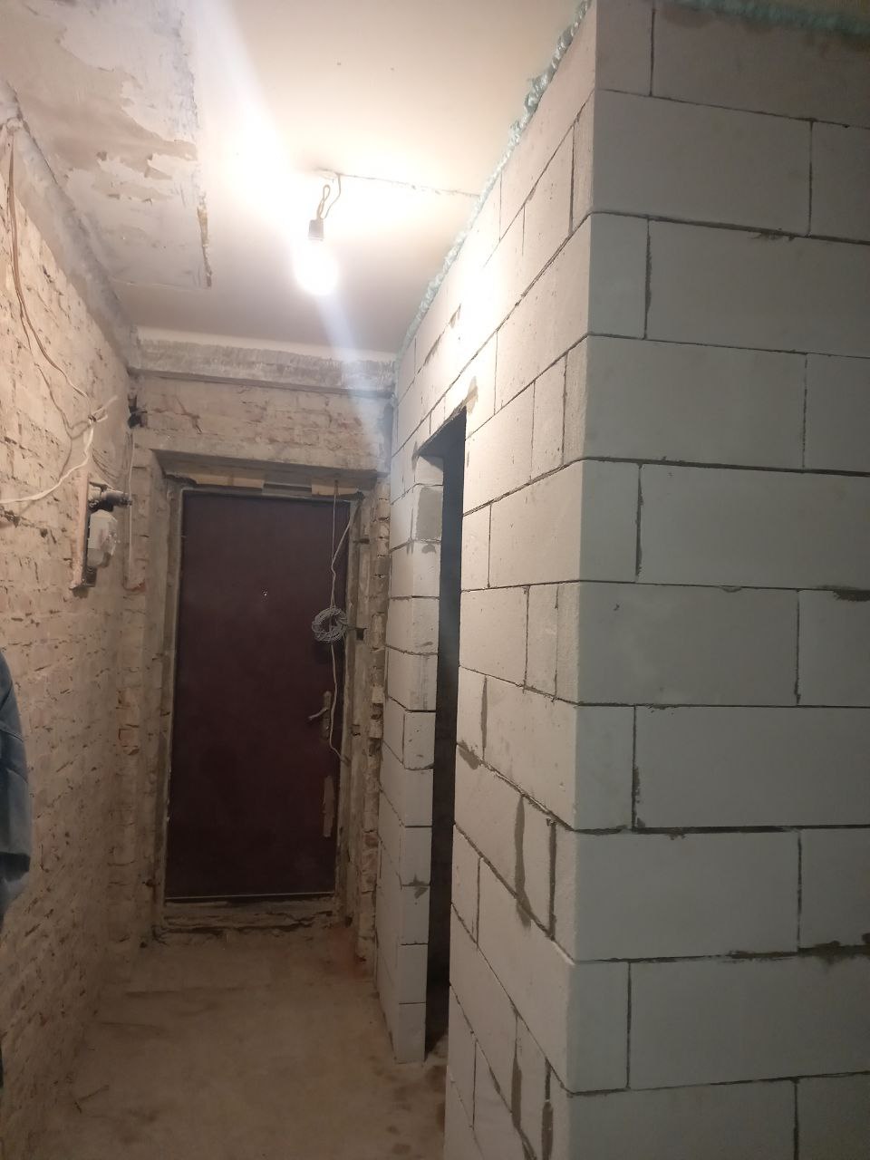 Монтаж перегородок в однокомнатной квартире 37м2 ул. Антонова