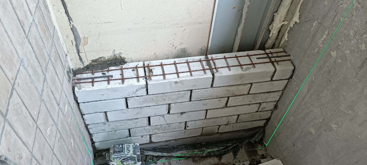 Монтаж перегородок в двухкомнатной квартире 63м2 ул. Бажана