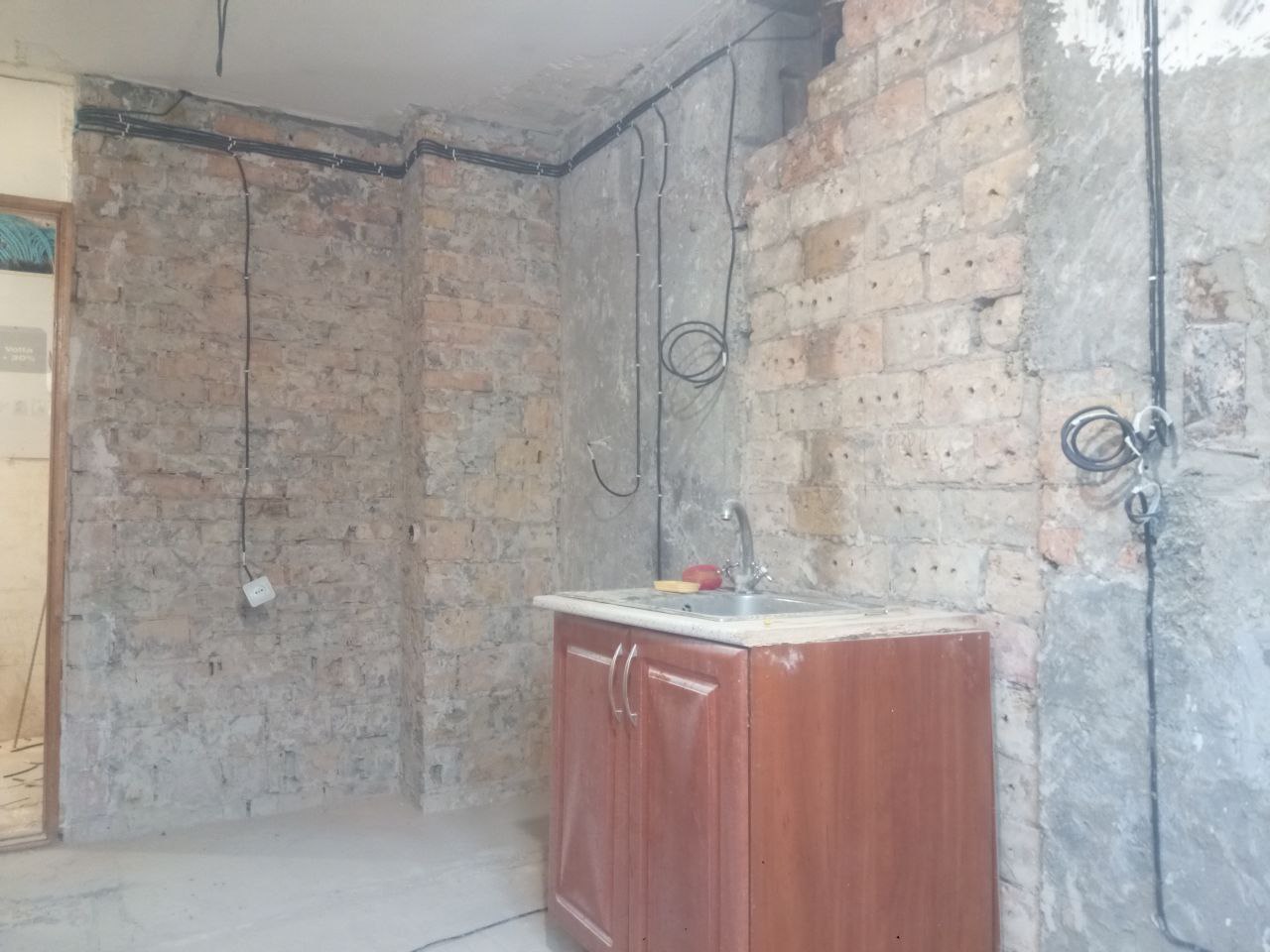 Электромонтаж в однокомнатной квартире 52,5м2 ул. Виставкова